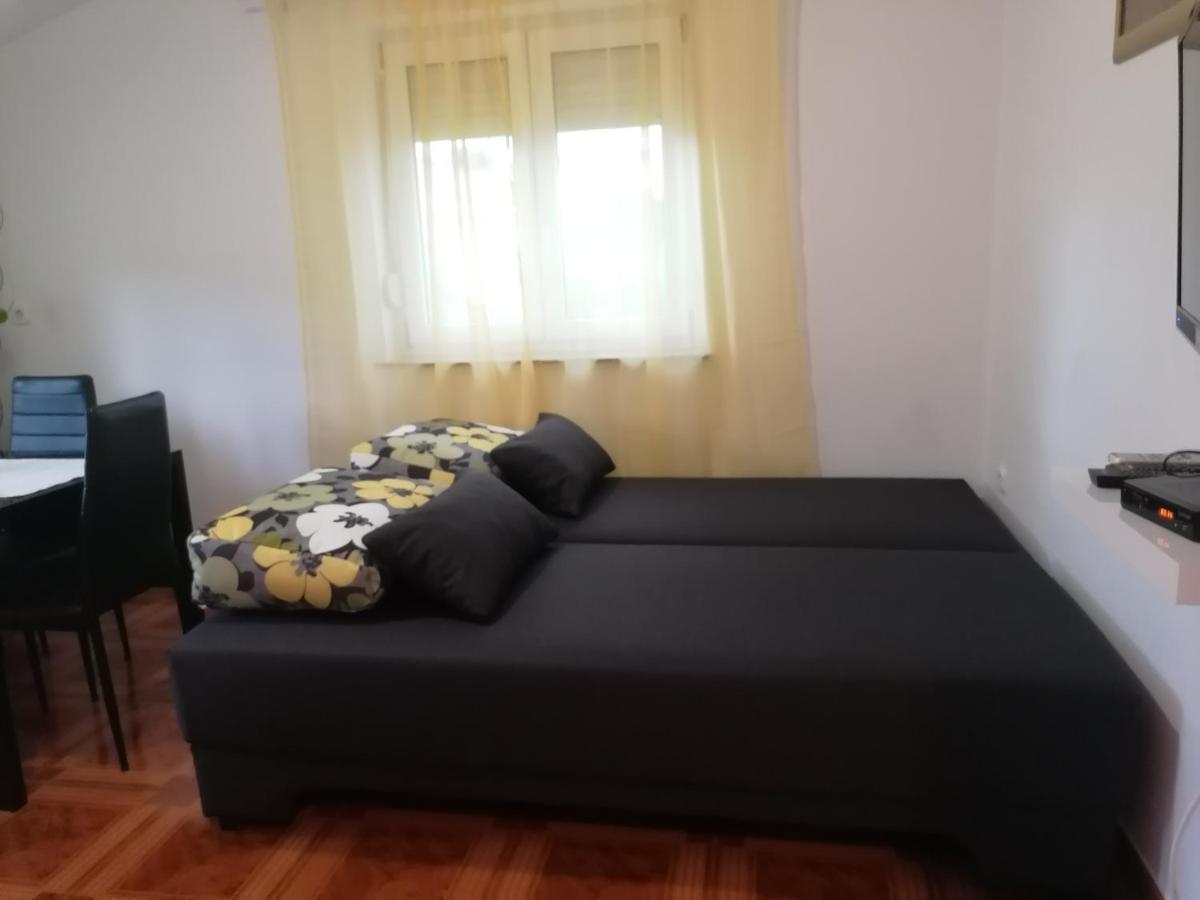 Apartmani Ivana Senj Senj  Eksteriør billede