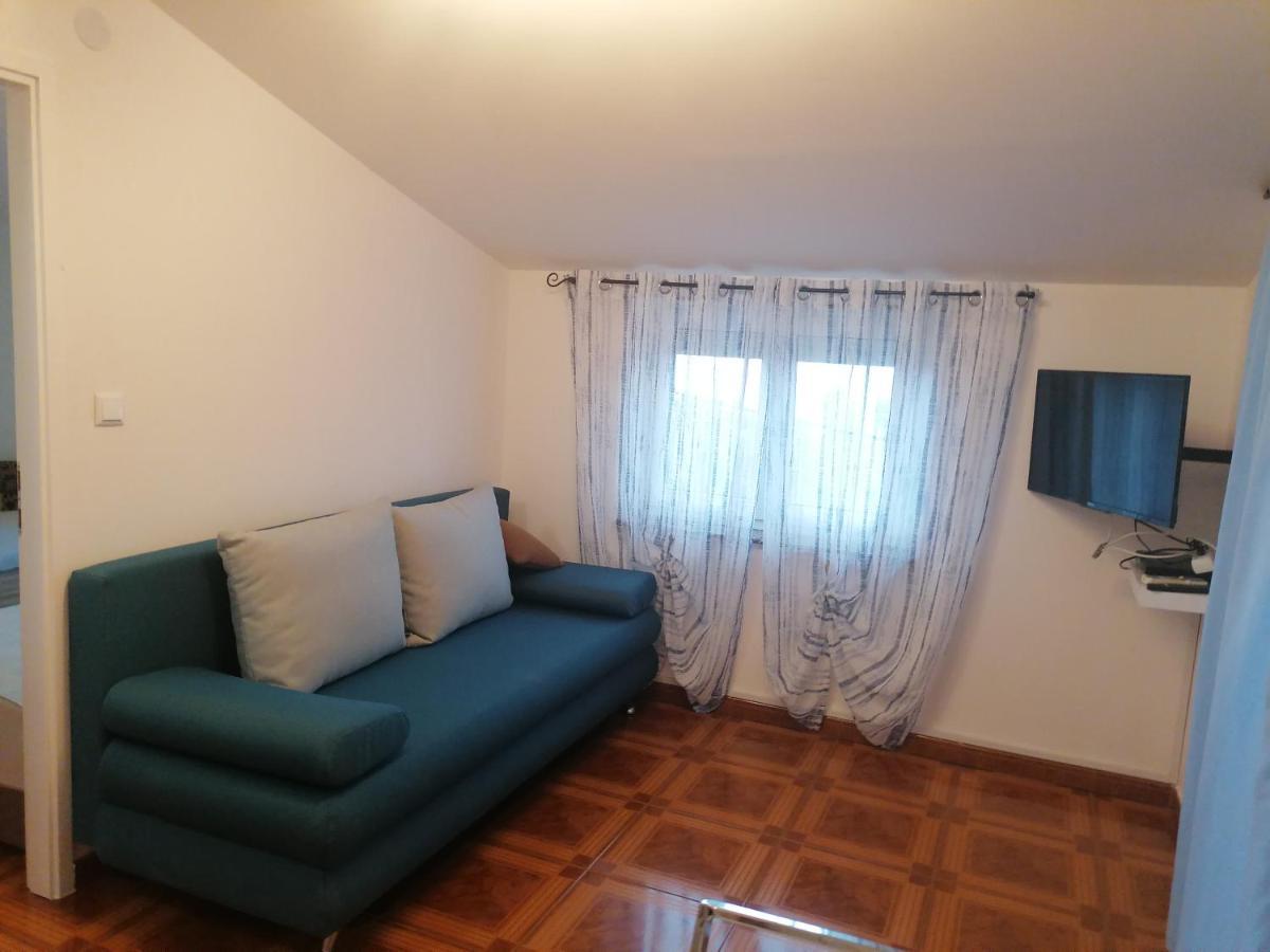 Apartmani Ivana Senj Senj  Eksteriør billede