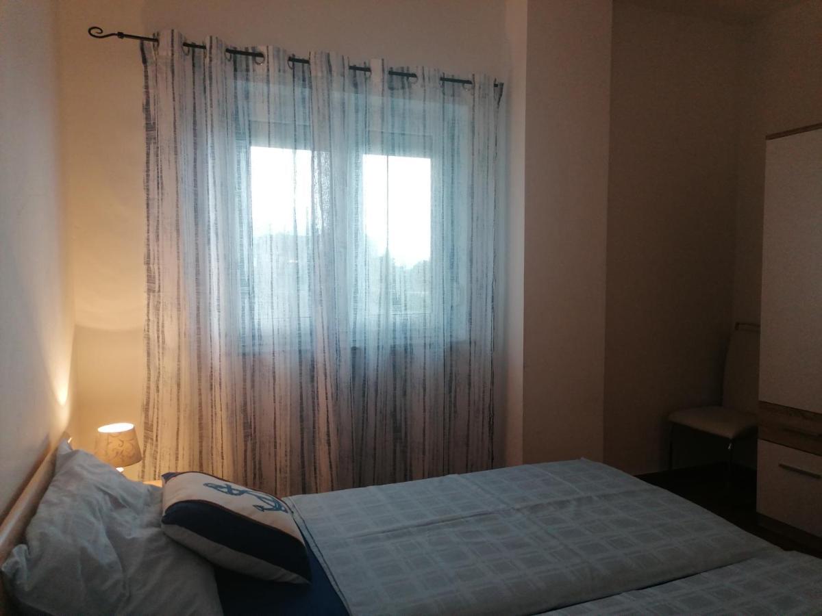 Apartmani Ivana Senj Senj  Eksteriør billede