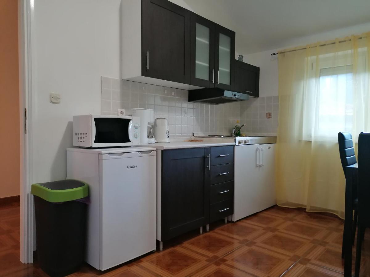 Apartmani Ivana Senj Senj  Eksteriør billede