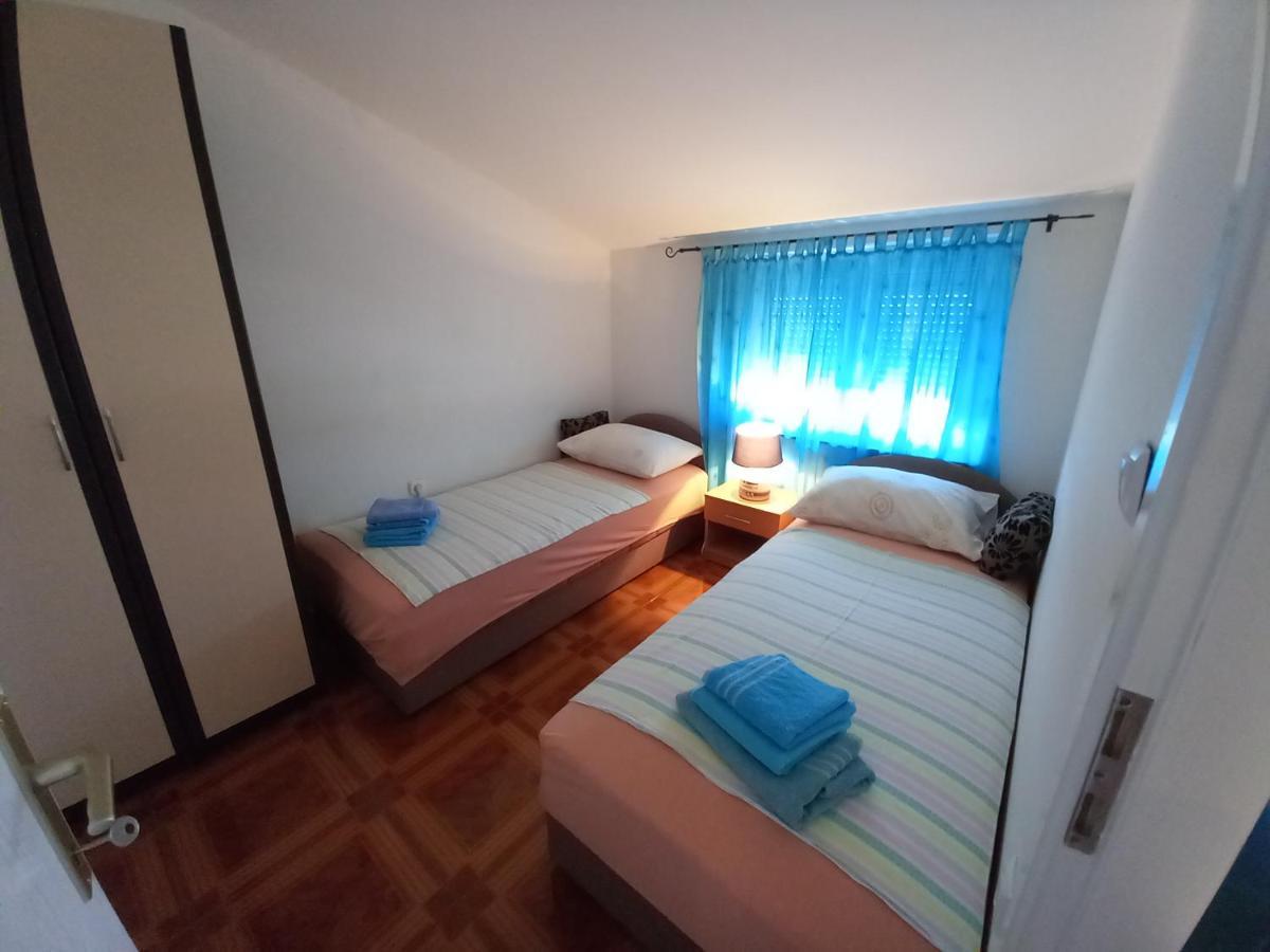 Apartmani Ivana Senj Senj  Eksteriør billede